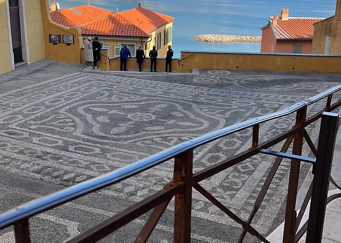 Appartement Palm Riviera Capucins - Vieille De - Vue Menton